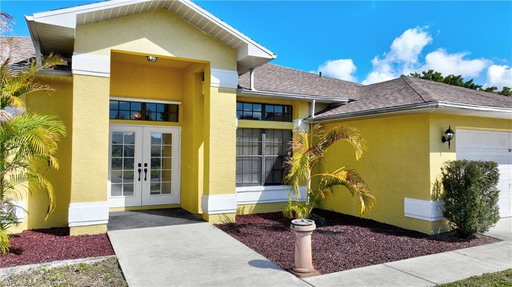200 Danby RD LEHIGH ACRES, FL 33936
