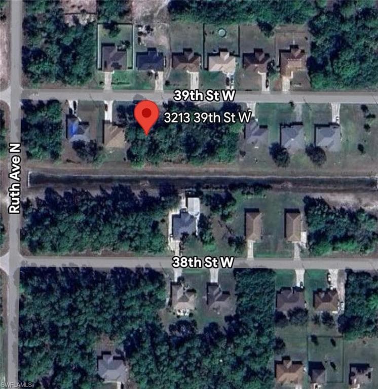 3213 39th ST W LEHIGH ACRES, FL 33971