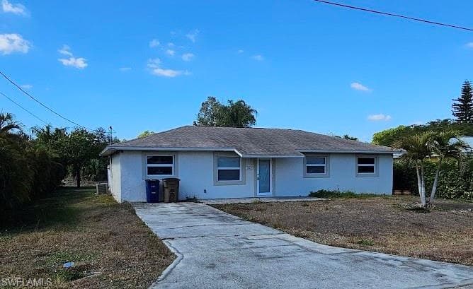2825 E Cypress AVE FORT MYERS, FL 33905