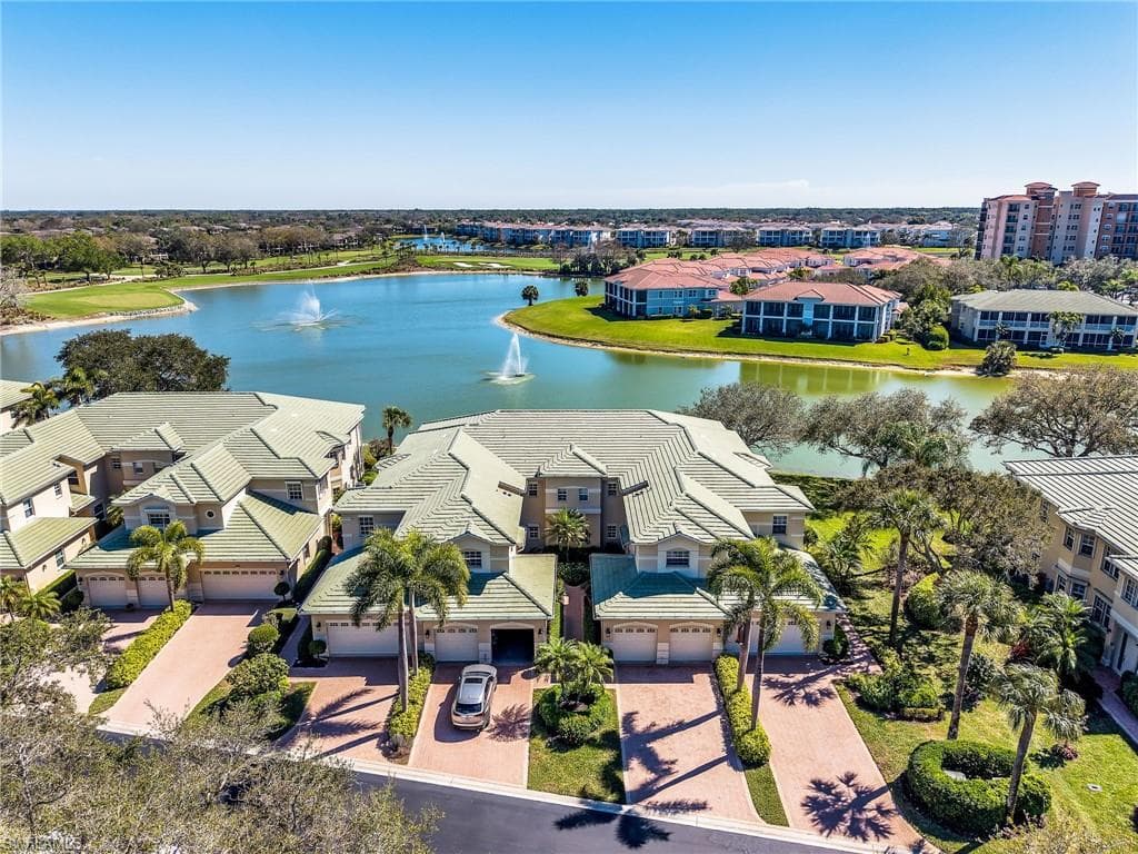 693 Vintage Reserve CIR 16C NAPLES, FL 34119
