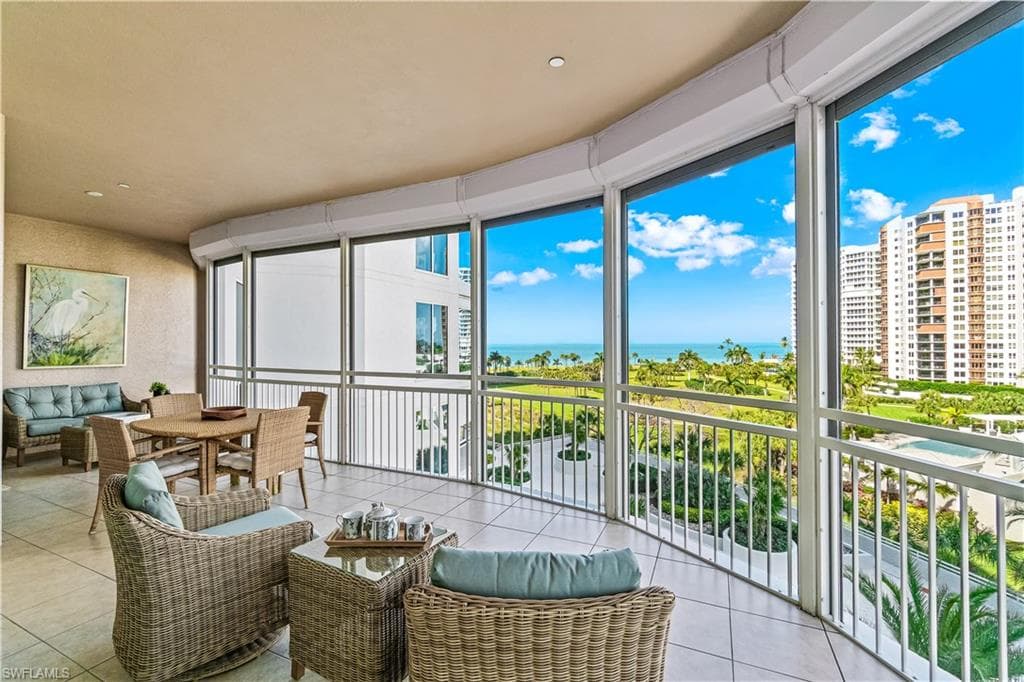 4151 Gulf Shore BLVD N 605 NAPLES, FL 34103