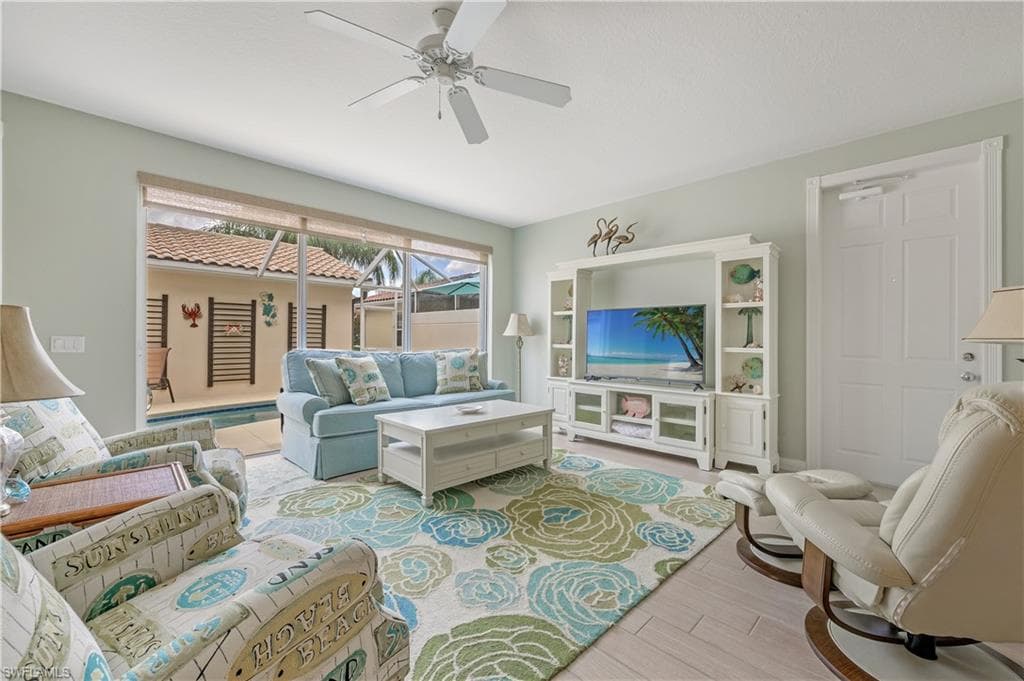 15317 Laughing Gull LN BONITA SPRINGS, FL 34135