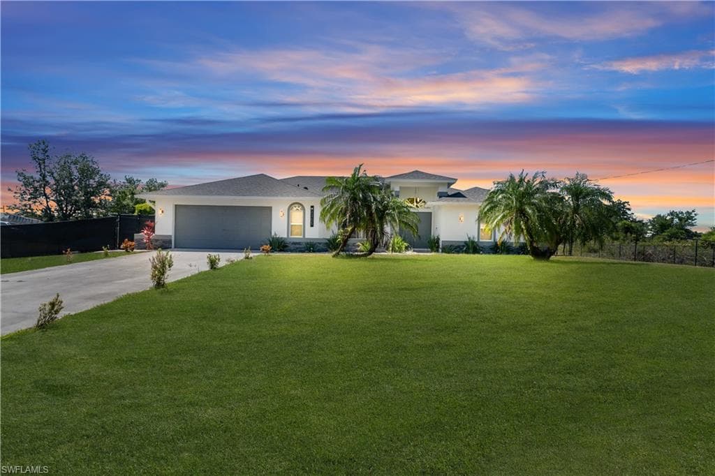 3305 5th ST SW LEHIGH ACRES, FL 33976