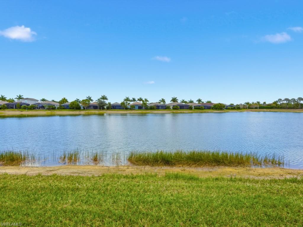 14591 Edgewater CIR NAPLES, FL 34114