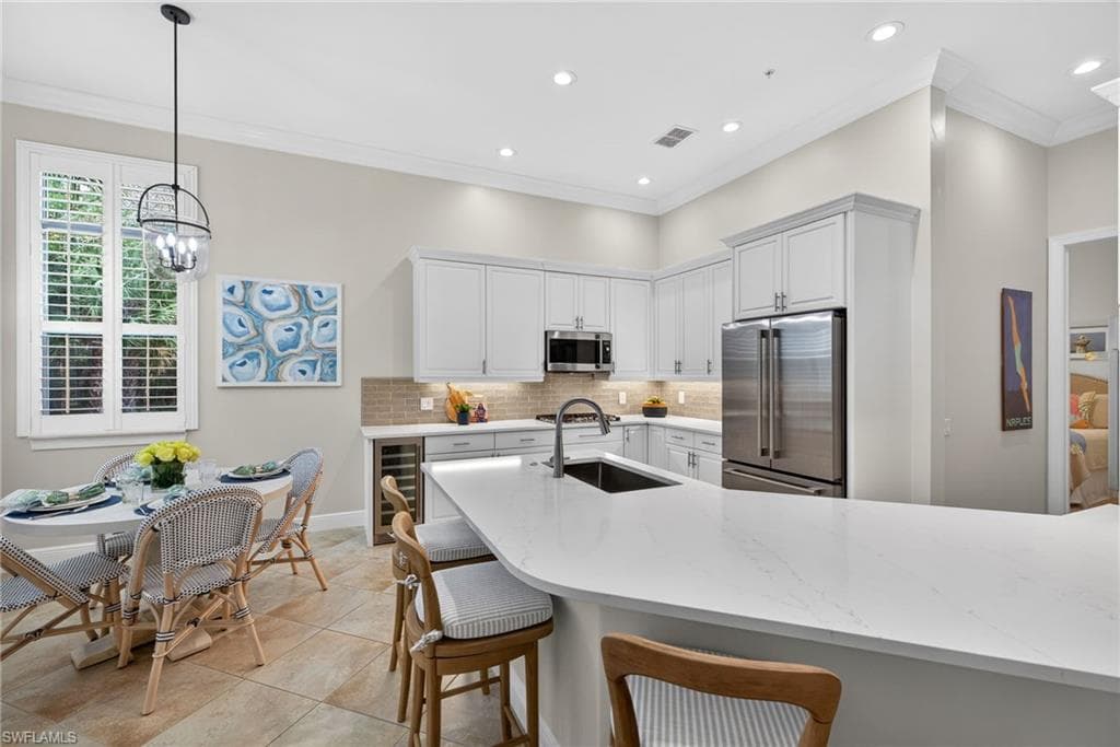28530 Calabria CT 102 NAPLES, FL 34110