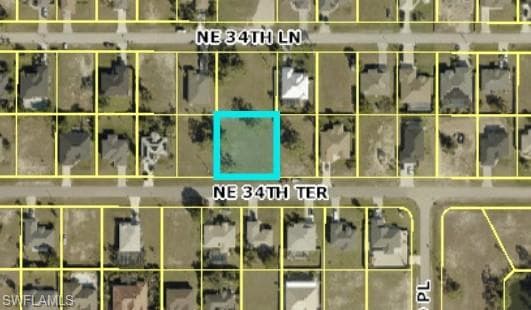 2225 NE 34th TER CAPE CORAL, FL 33909