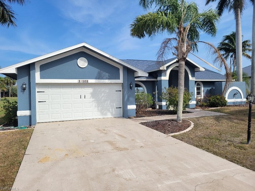 11802 Royal Tee CT CAPE CORAL, FL 33991