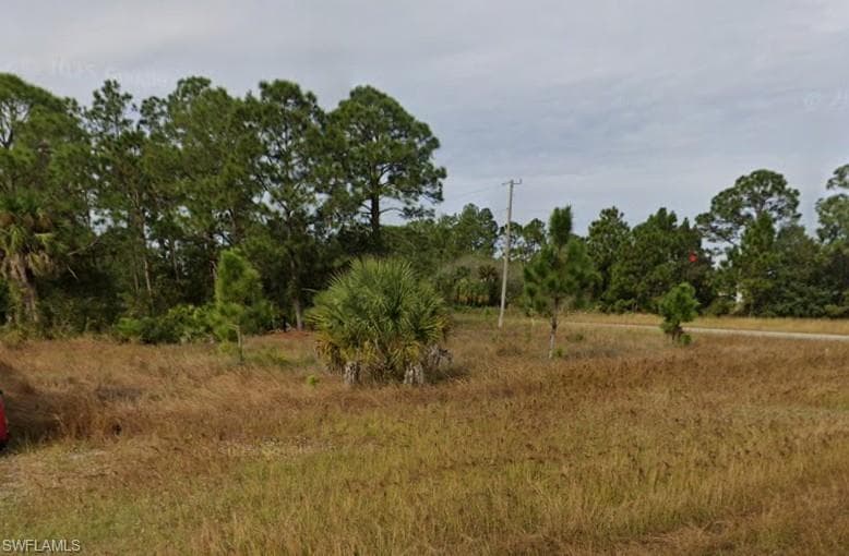547 Columbus BLVD S LEHIGH ACRES, FL 33974