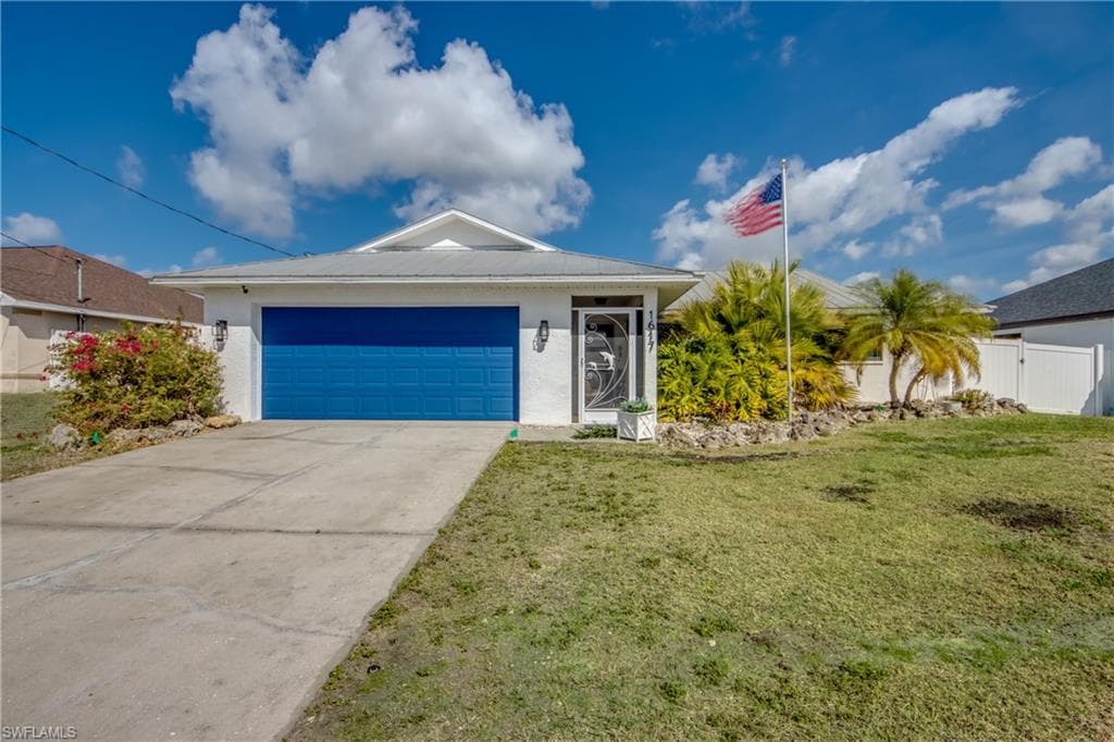 1617 SW 25th LN CAPE CORAL, FL 33914