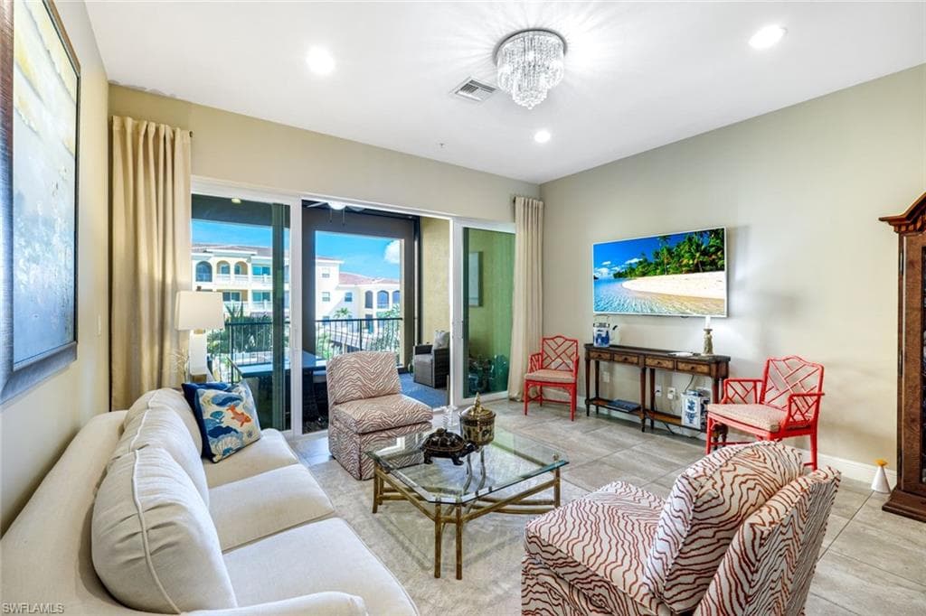 21530 Strada Nuova CIR 305 ESTERO, FL 33928