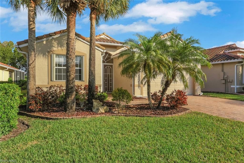 20132 BALLYLEE CT ESTERO, FL 33928