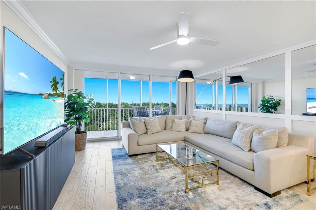 5 Bluebill AVE 506 NAPLES, FL 34108