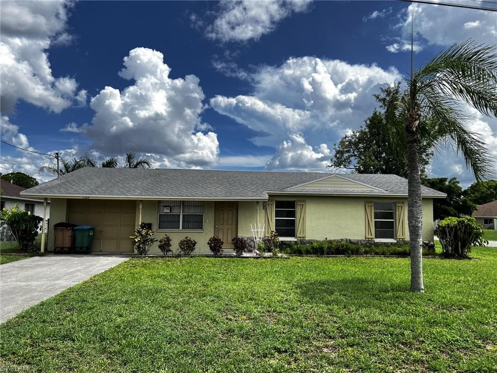 1102 SE 16th ST CAPE CORAL, FL 33990