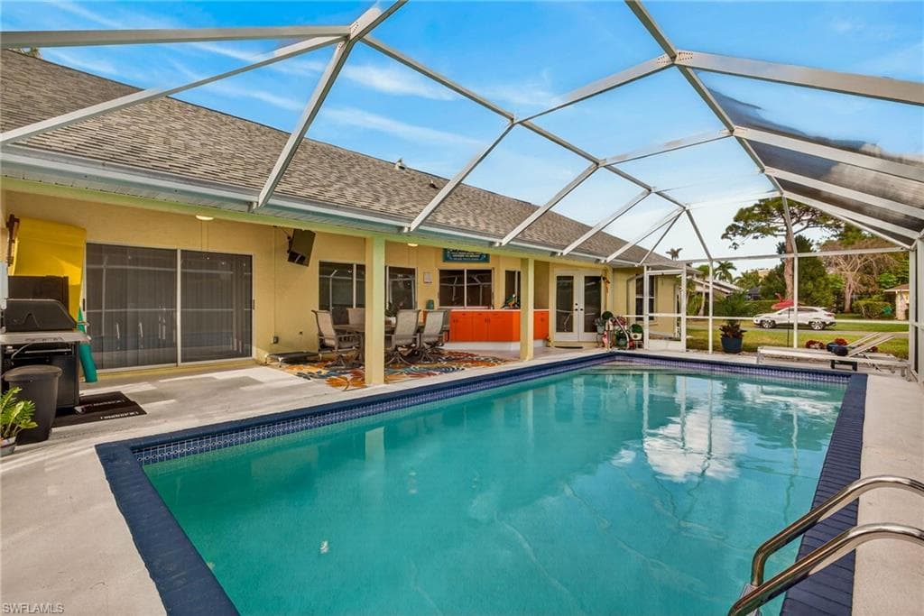 390 Saint Andrews BLVD NAPLES, FL 34113