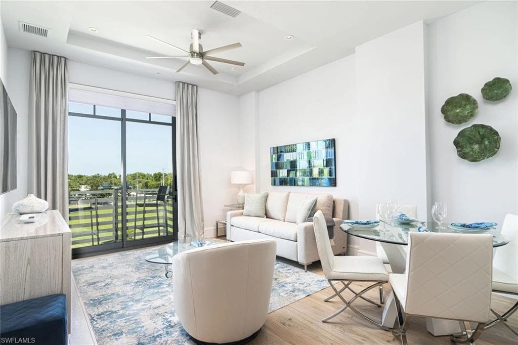 101 8th ST S 308 NAPLES, FL 34102