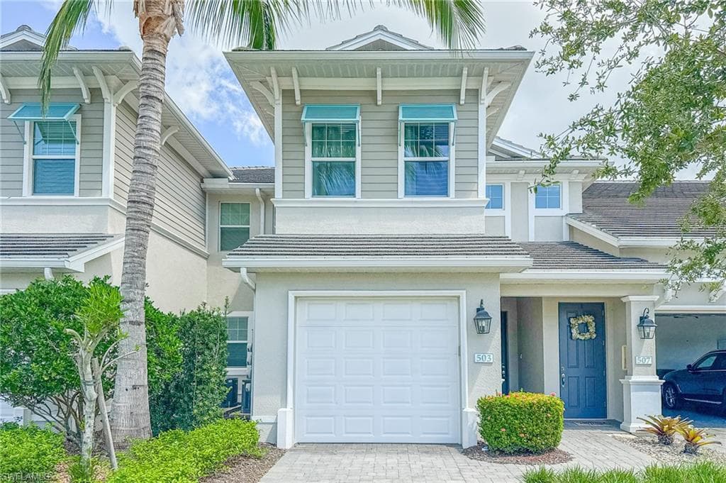 6940 Avalon CIR 503 NAPLES, FL 34112