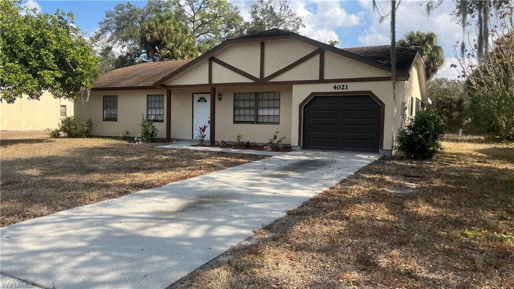4021 Sena LN LABELLE, FL 33935