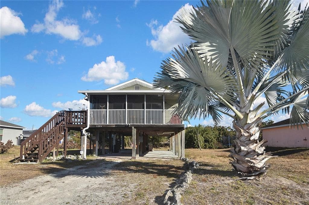 3204 41st ST SW LEHIGH ACRES, FL 33976