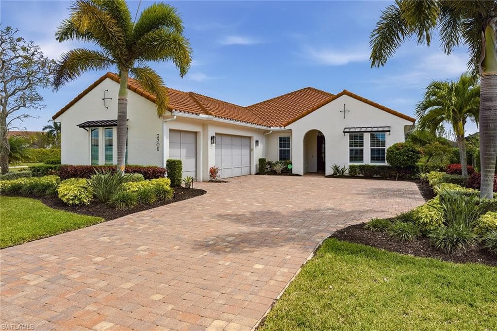 3206 Cotuit LN NAPLES, FL 34114