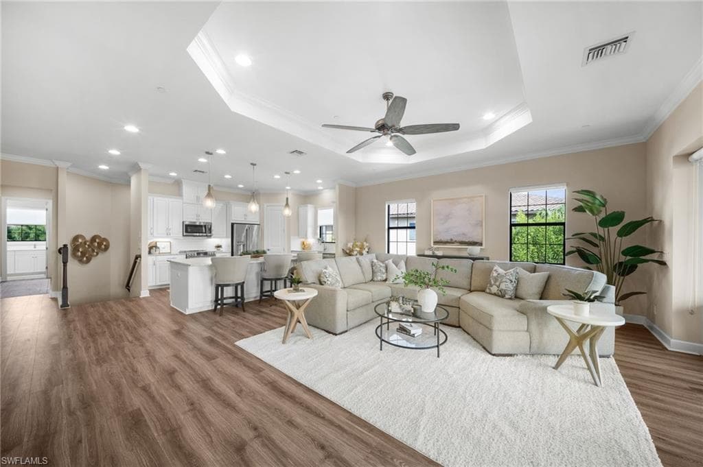 9685 Montelanico LOOP 201 NAPLES, FL 34119