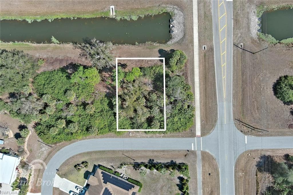 Maddock CIR NORTH PORT, FL 34286