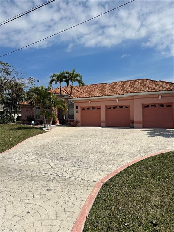 2523 SE 22nd PL CAPE CORAL, FL 33904