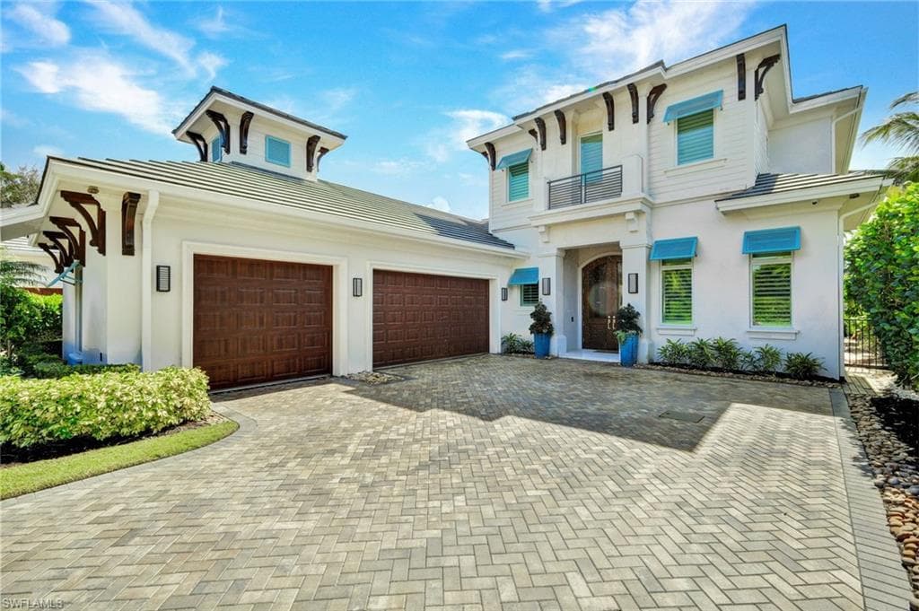 6892 Leeward WAY NAPLES, FL 34109