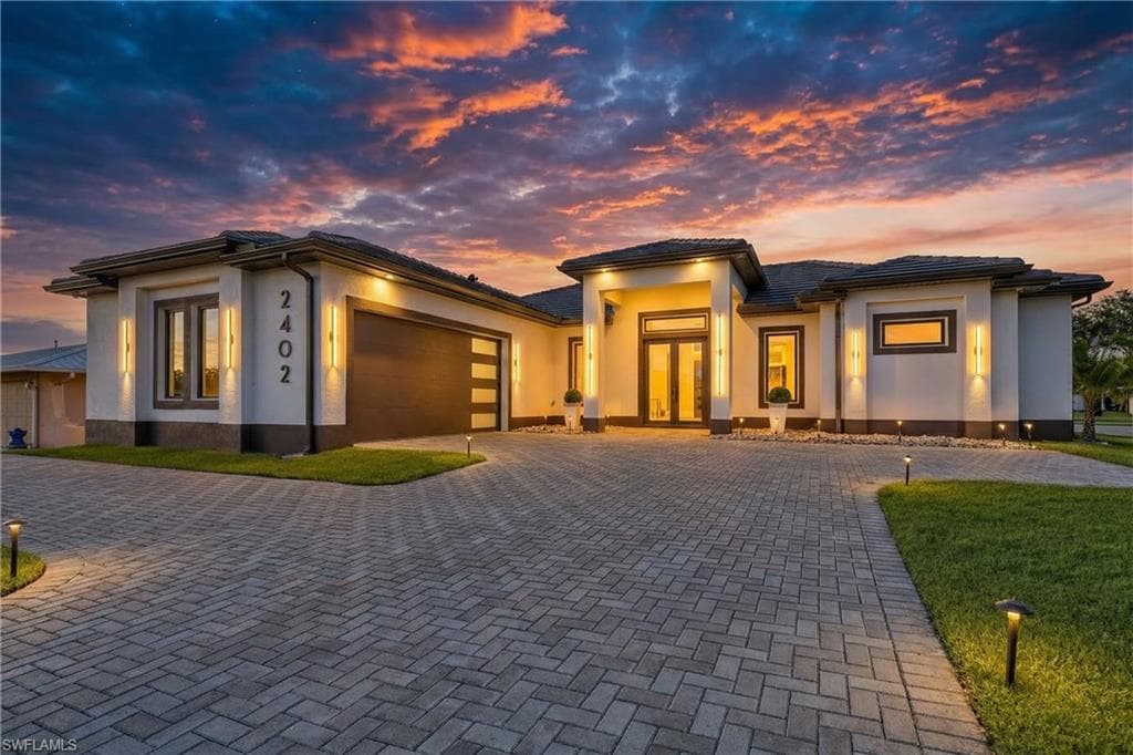 2402 Everest PKWY CAPE CORAL, FL 33904