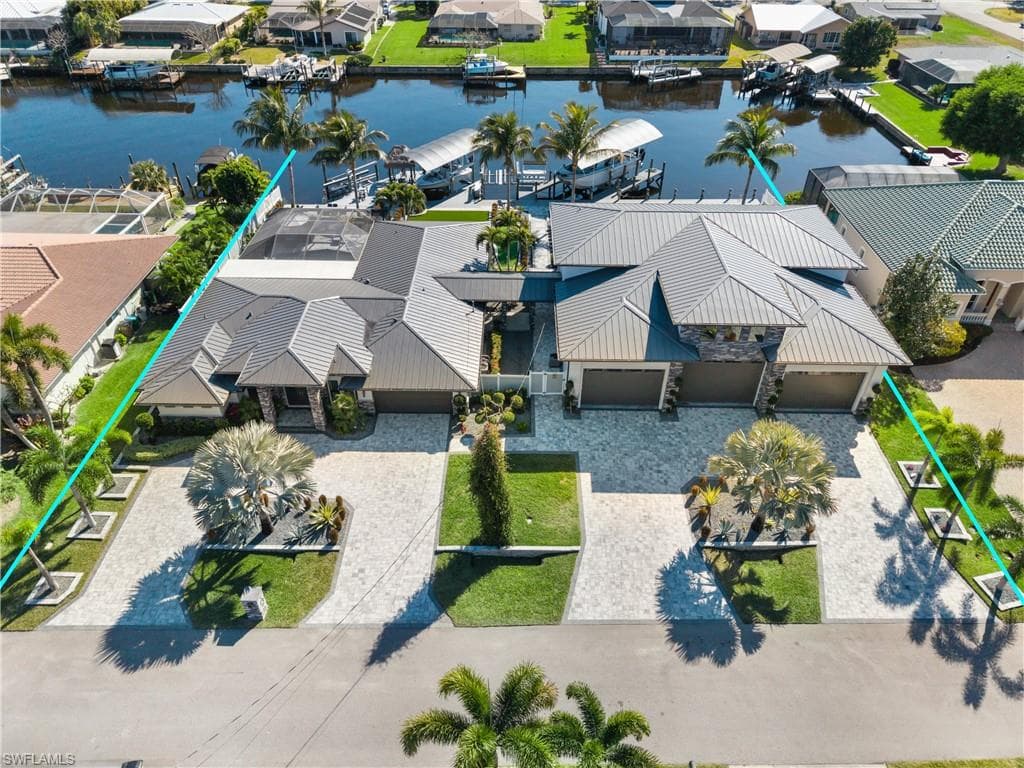 1912 SE 33rd TER CAPE CORAL, FL 33904