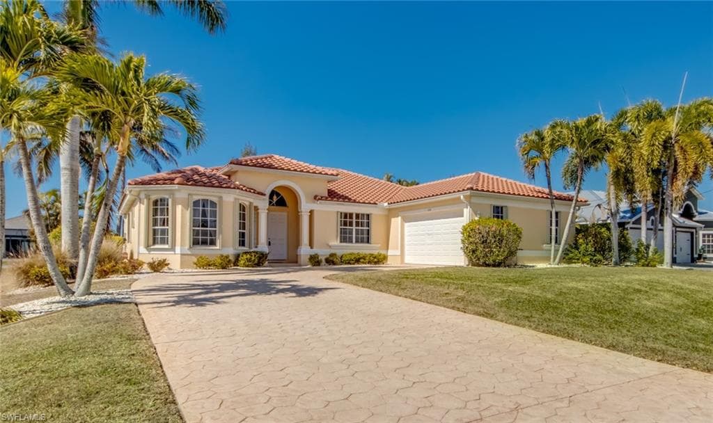 1132 SW 18th AVE CAPE CORAL, FL 33991