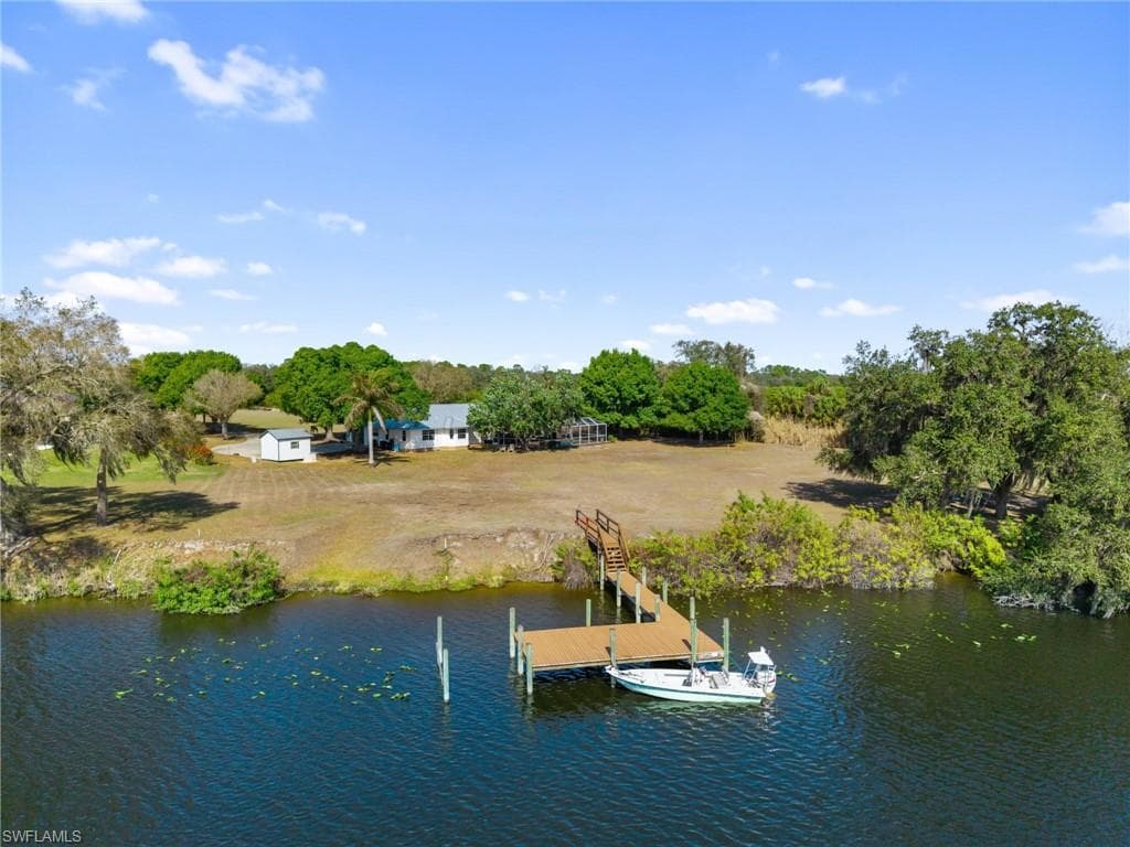 5997 Dragoon CT FORT DENAUD, FL 33935