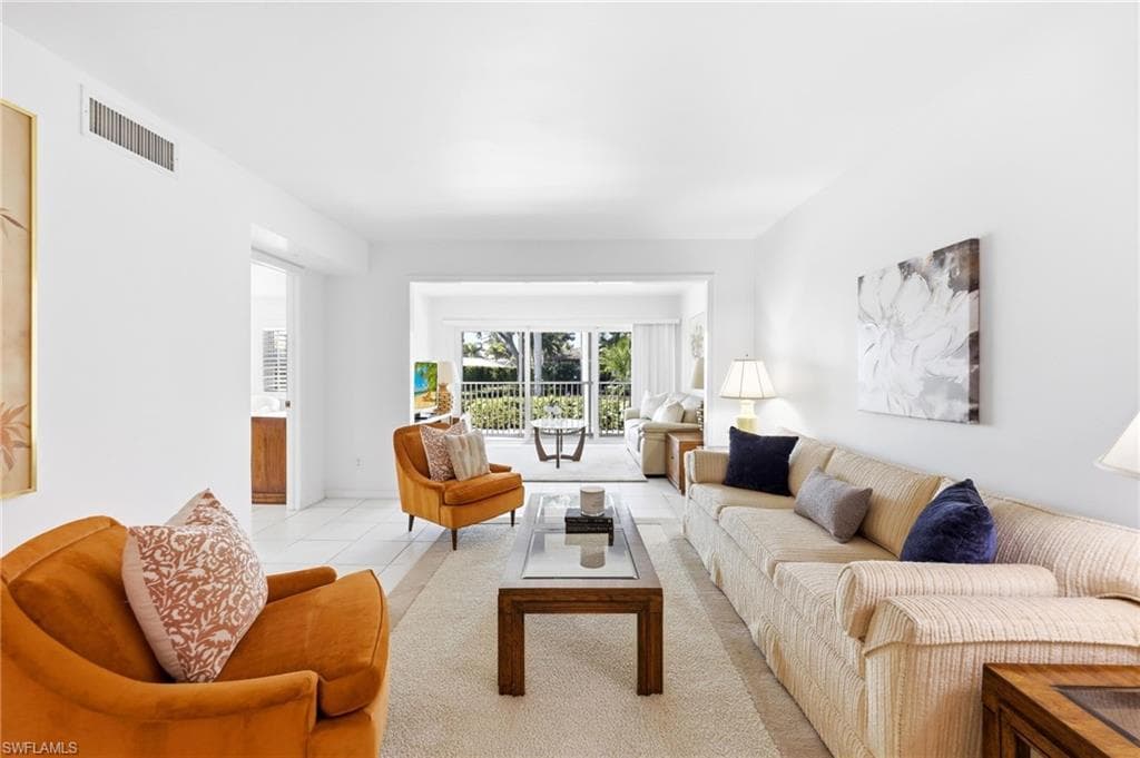 4022 Belair LN 2 NAPLES, FL 34103