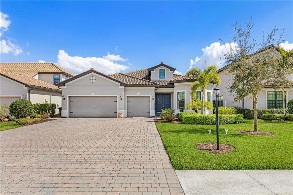 17526 Elkgrove LN ESTERO, FL 33928