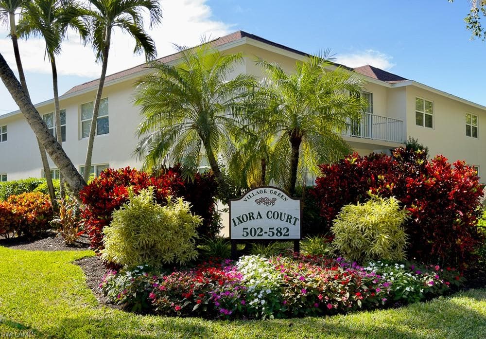 550 Broad AVE S 550 NAPLES, FL 34102