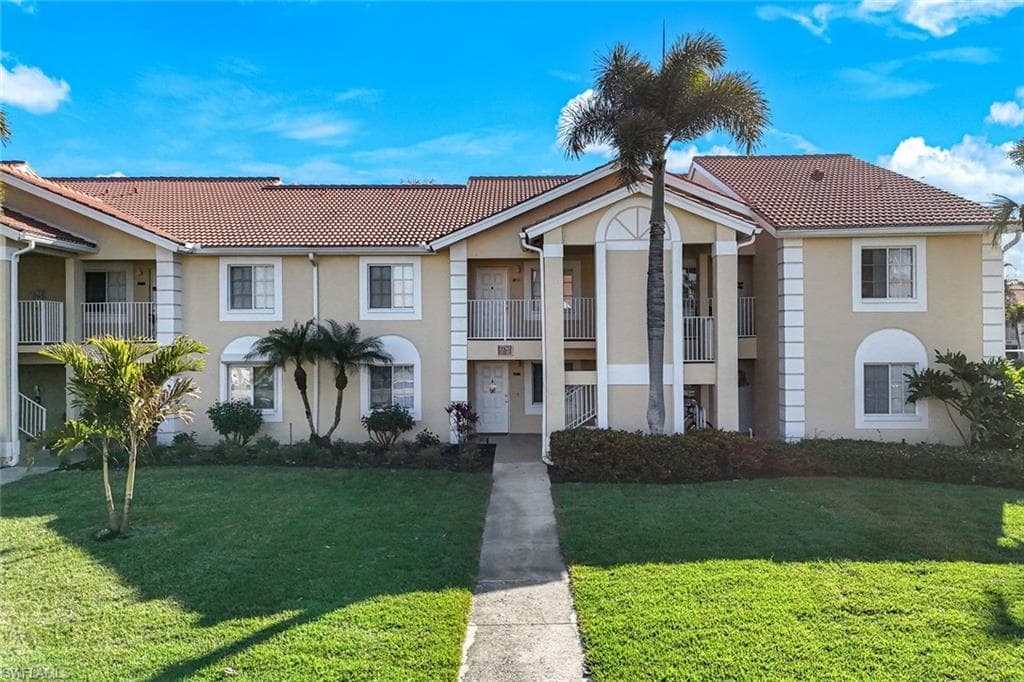 7750 Jewel LN 103 NAPLES, FL 34109