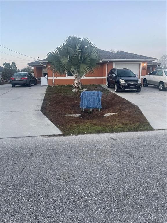 4721/4723 26th ST SW LEHIGH ACRES, FL 33973