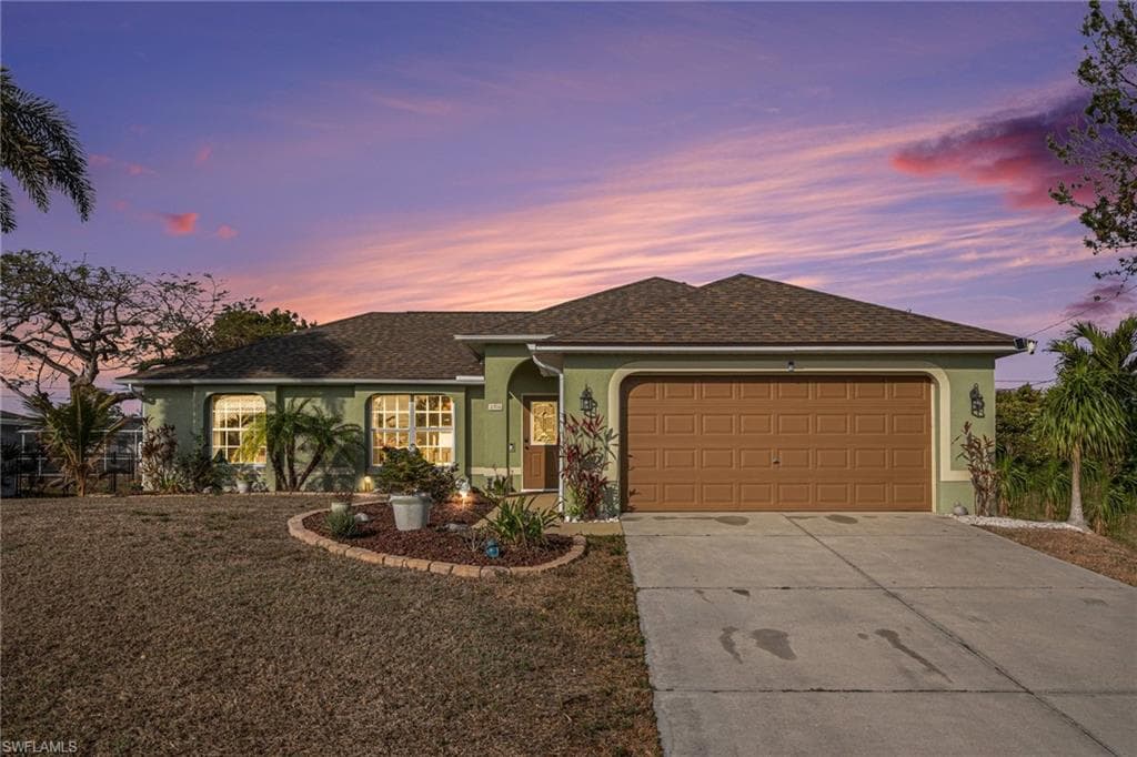 2706 SW 3rd PL CAPE CORAL, FL 33914