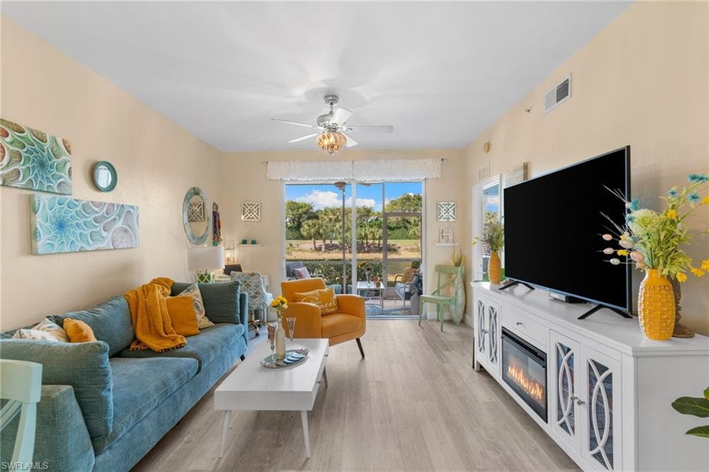2815 Cypress Trace CIR 104 NAPLES, FL 34119