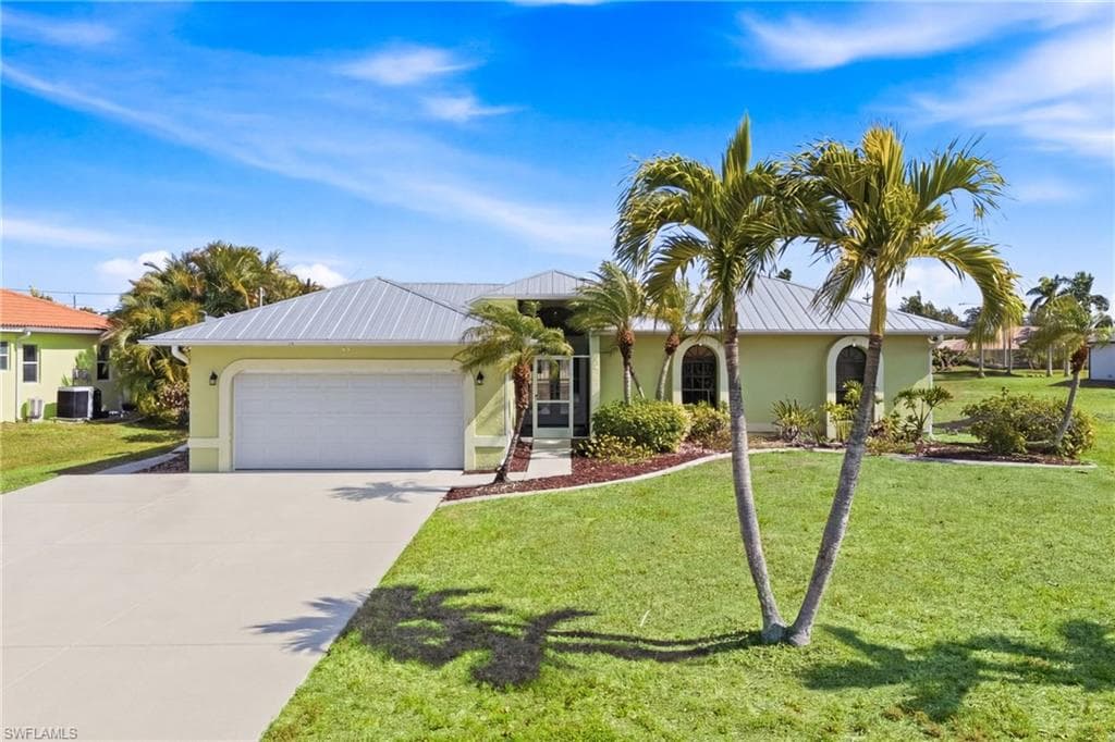 3429 SW 7th LN CAPE CORAL, FL 33991