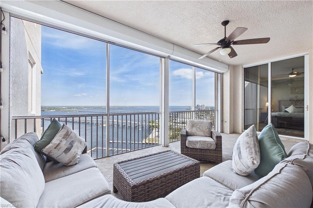 2090 W First ST 2907 FORT MYERS, FL 33901