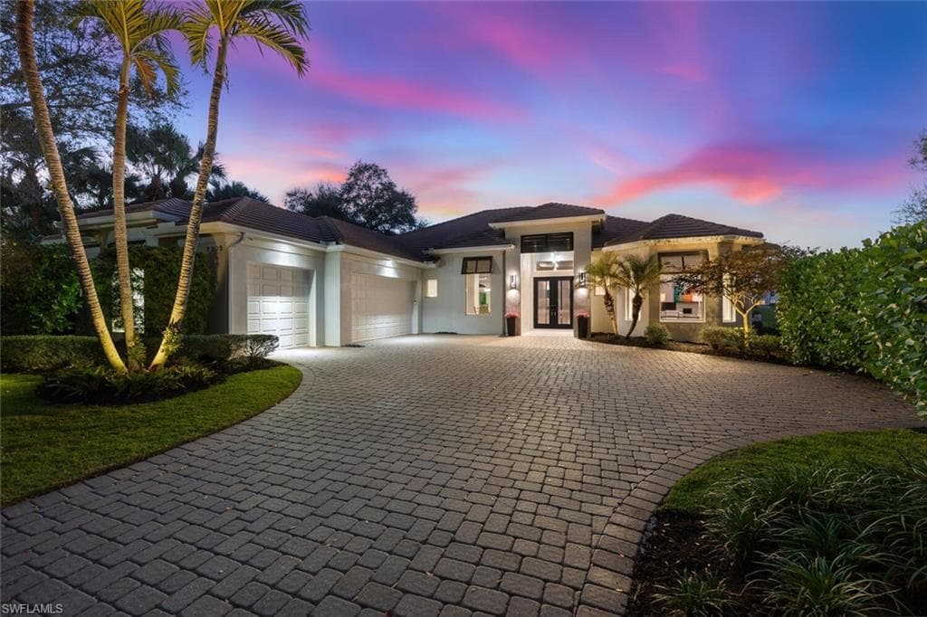 2305 Cassia CT NAPLES, FL 34109