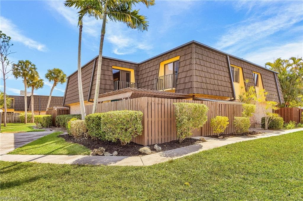 5590 Woodrose CT 4 FORT MYERS, FL 33907