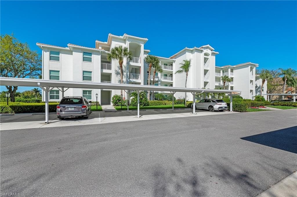 9450 Highland Woods BLVD 6301 BONITA SPRINGS, FL 34135