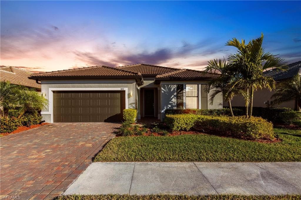 3032 Walnut Grove LN ALVA, FL 33920