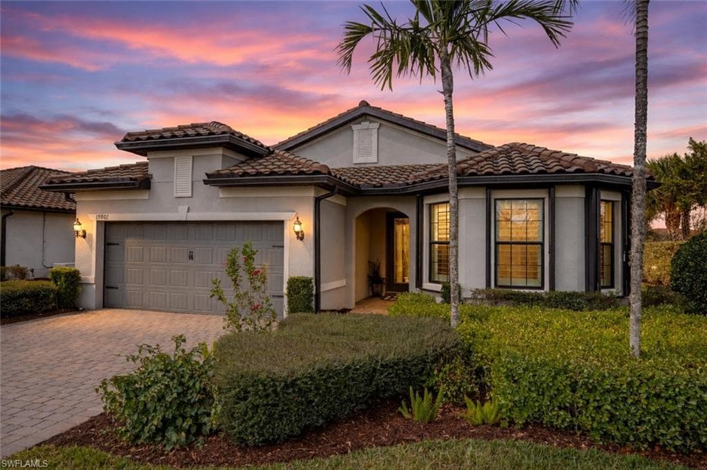 19802 Bittersweet LN ESTERO, FL 33928