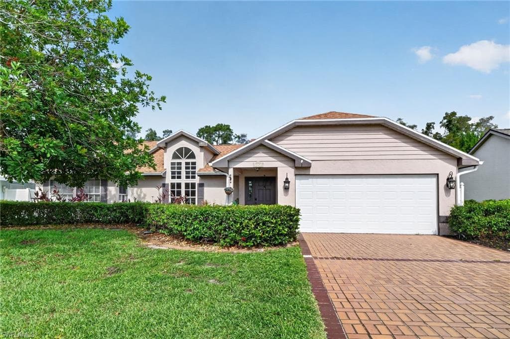 22656 Fountain Lakes BLVD ESTERO, FL 33928
