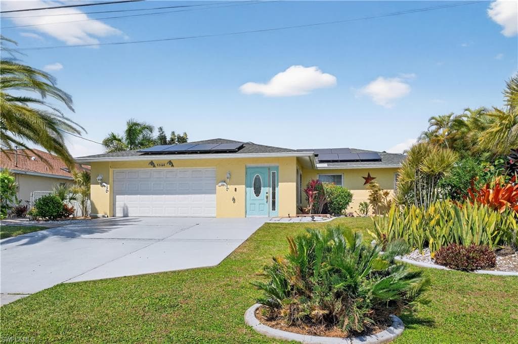 1305 29th TER CAPE CORAL, FL 33904