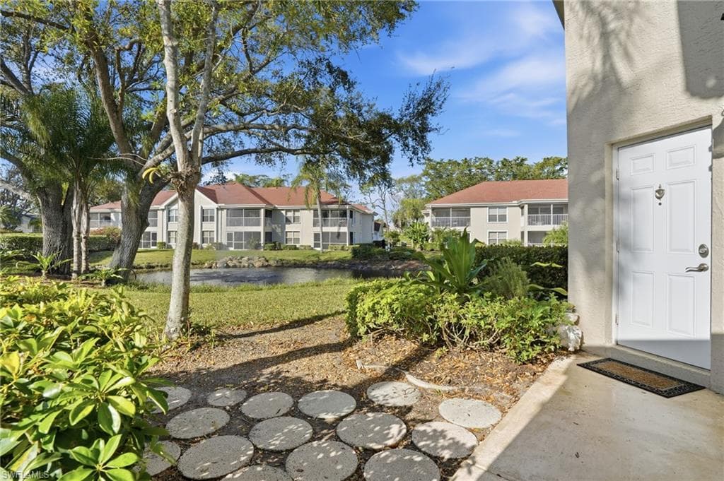 9856 Luna CIR A101 NAPLES, FL 34109