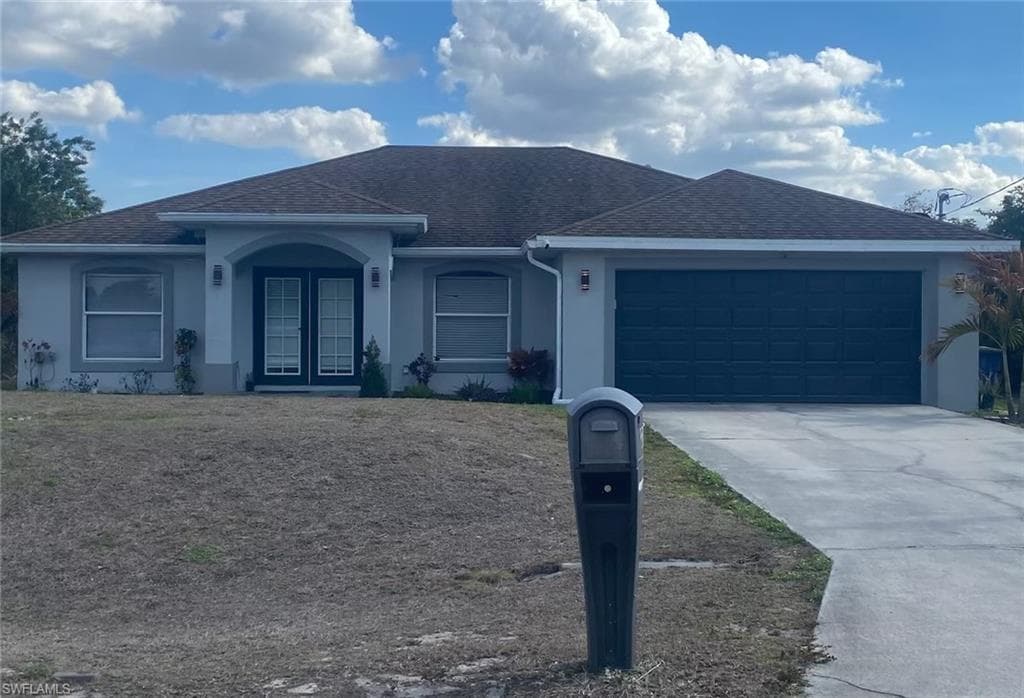 242 Pullman ST LEHIGH ACRES, FL 33974