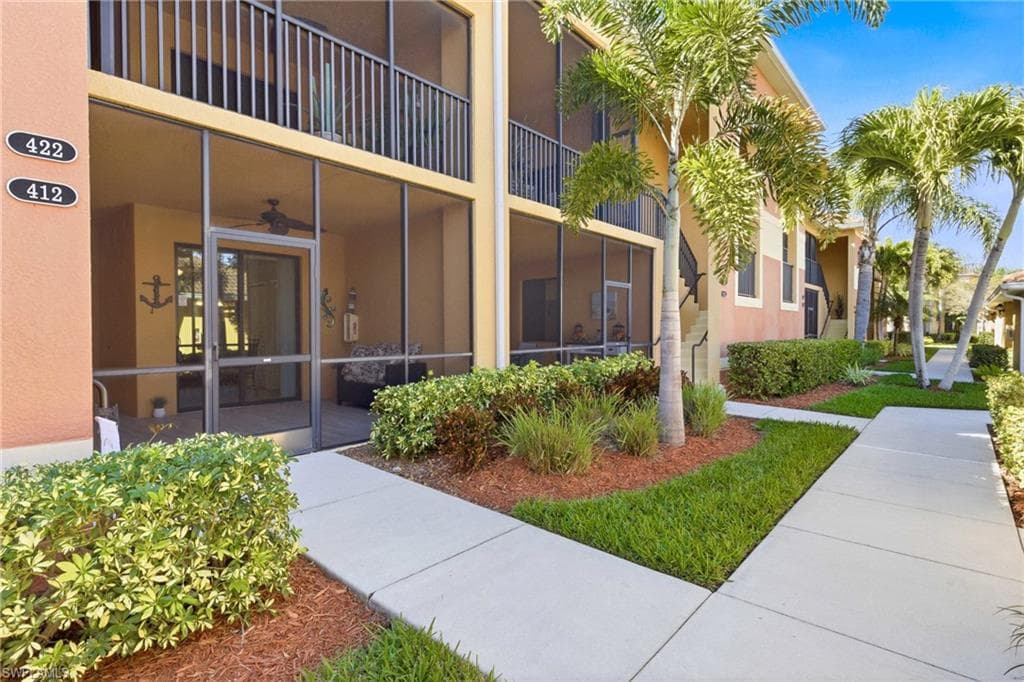 13751 Julias WAY 412 FORT MYERS, FL 33919